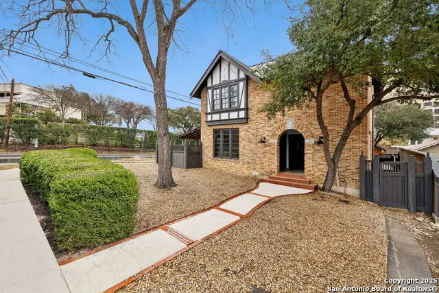 162 Davis, San Antonio, TX 78209 - Image #2