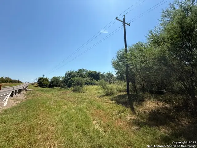 5751 Fm 541, Floresville, TX 78114 - Image #3