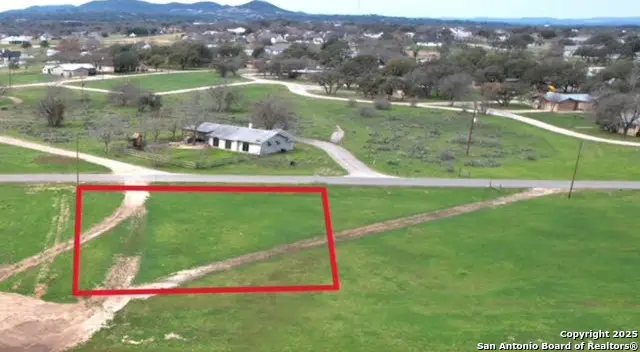 831 Flying L, Bandera, TX 78003 - Image #3