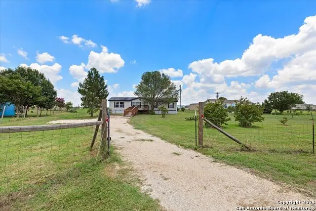 4339 Stagecoach, Seguin, TX 78155 - Image #2