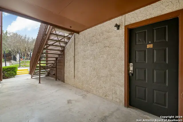 10527 Perrin Beitel Rd #A112, San Antonio, TX 78217 - Image #3