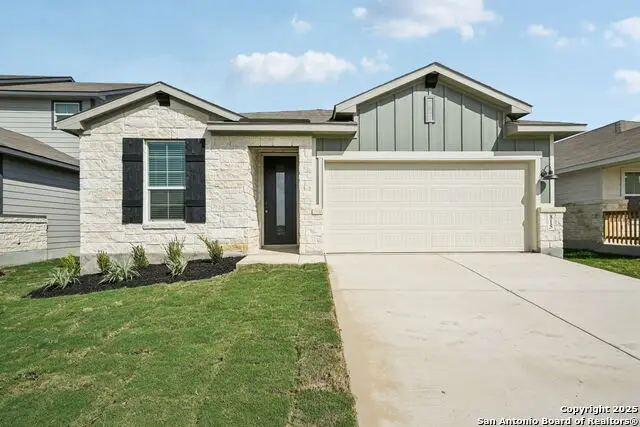815 Shatterhand Blvd, San Antonio, TX 78260 - Image #2
