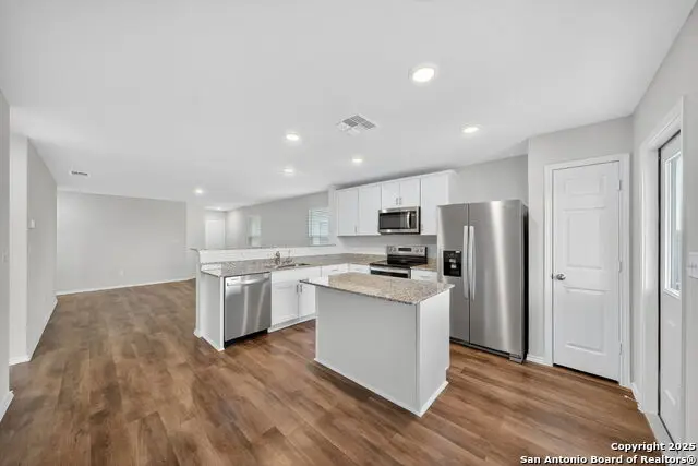 6027 Bluestem Way, San Antonio, TX 78218 - Image #3