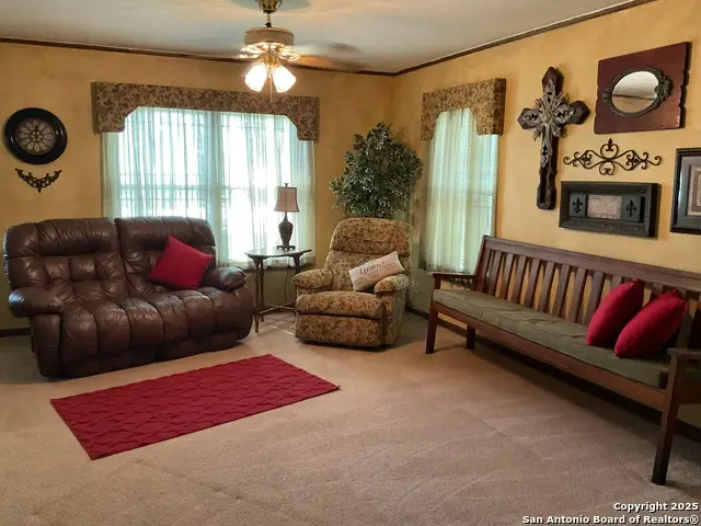 1408 Libold Drive, Devine, TX 78016 - Image #2