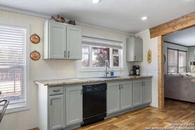 138 Spanish Oak Trail, Harper, TX 78631 - Image #3