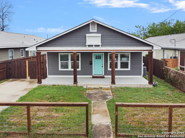 130 Vitra Pl, San Antonio, TX 78210