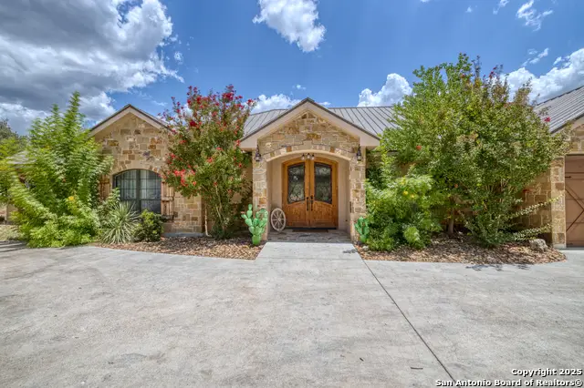 216 Skipping Stone, Concan, TX 78838 - Image #2