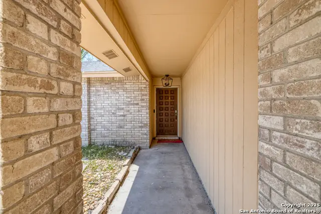 114 Kim Dr, Del Rio, TX 78840 - Image #2