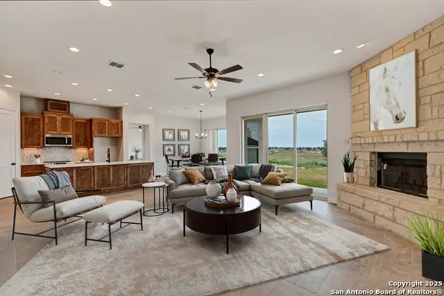 177 Pine Valley Dr, La Vernia, TX 78121 - Image #2