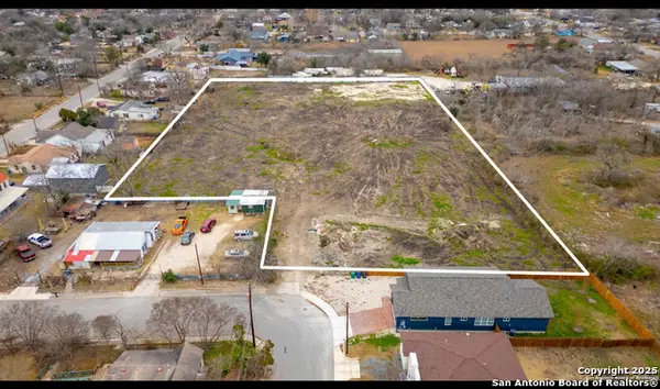 226 Beethoven St, San Antonio, TX 78210