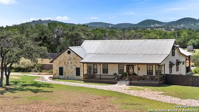 117 Lagniappe L, Bandera, TX 78003 - Image #2
