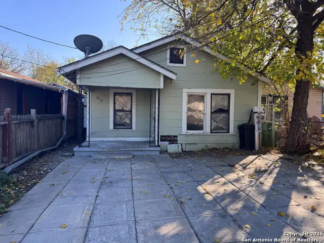910 Green, San Antonio, TX 78225 - Image #2