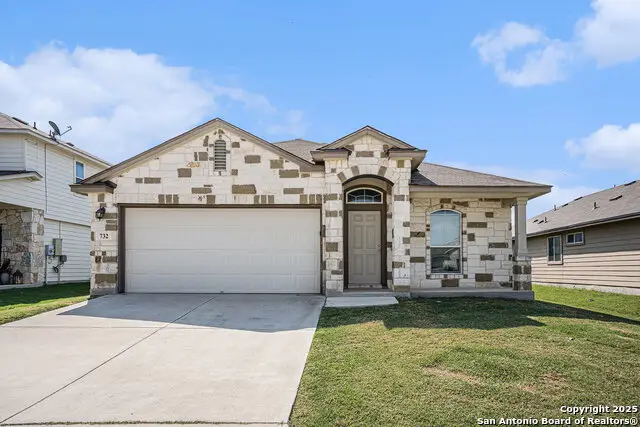 732 Spectrum Dr, New Braunfels, TX 78130 - #1