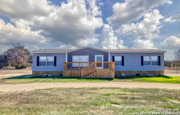 703 Private Road 1501, Bandera, TX 78003