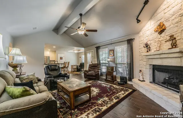 1421 Cottonwood Rd, Fischer, TX 78623 - Image #3