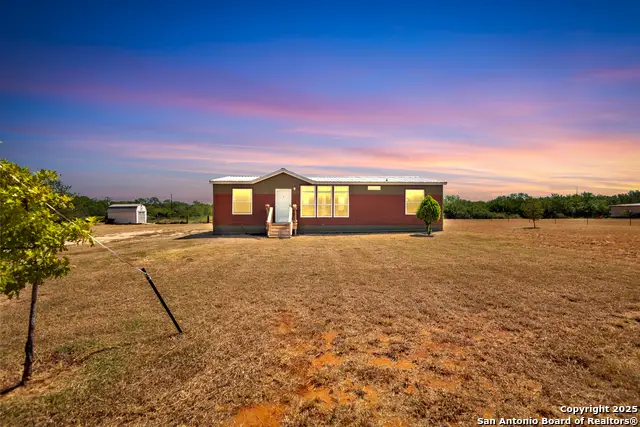 505 Lagunillas, Charlotte, TX 78011 - Image #1