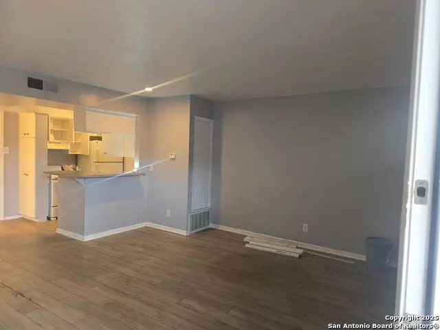 170 De Chantle #APT 703, San Antonio, TX 78201 - Image #1