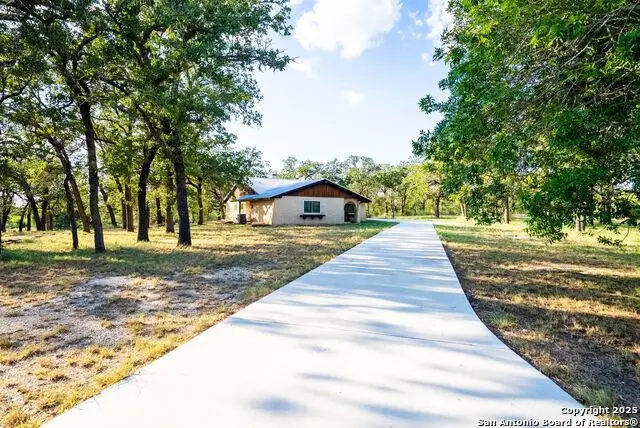 580 Rangeland Rd, Seguin, TX 78155 - Image #3