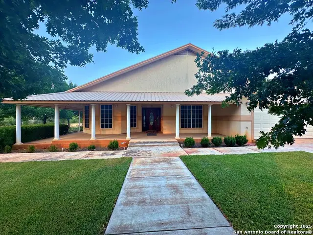 508 Lagunillas, Charlotte, TX 78011 - #3