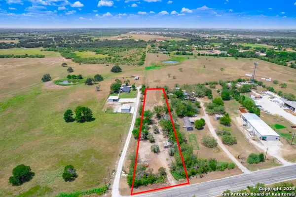 7074 State Hwy 123, Seguin, TX 78155