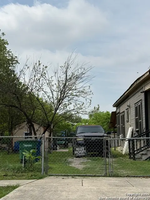 312 Leigh St, San Antonio, TX 78210 - Image #3