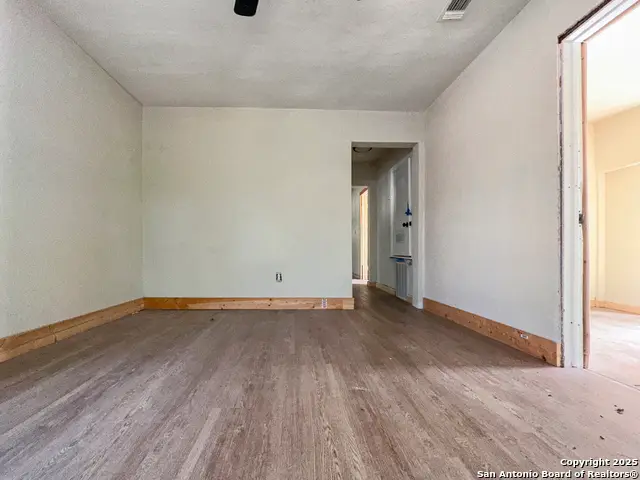 1225 Leal, San Antonio, TX 78207 - Image #3