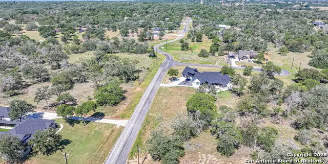 101 Timber Ridge, La Vernia, TX 78121 - Image #3