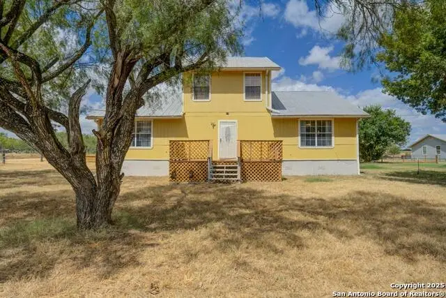 1176 Old Adams, Pleasanton, TX 78064 - #2