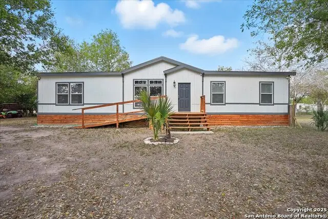 1004 Catholic Cemetery, George West, TX 78022 - #1