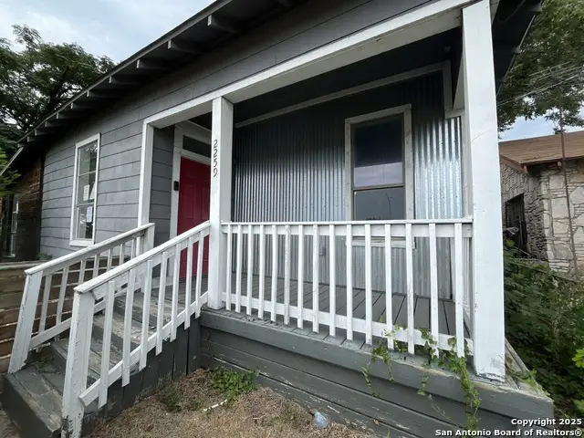 2259 N Interstate 35, San Antonio, TX 78208 - Image #1