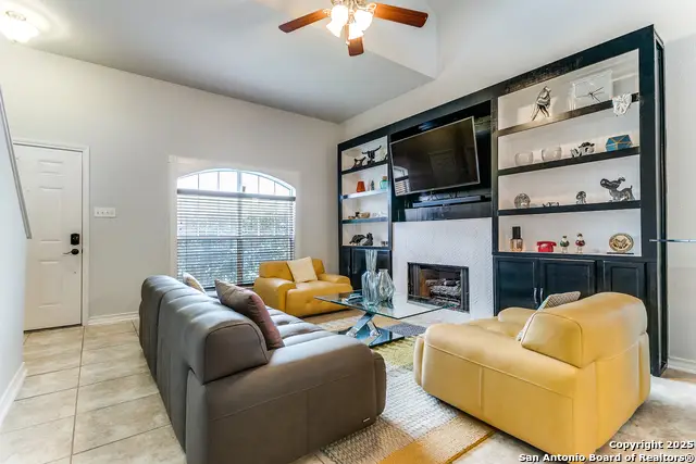 2016 Canyon Vista, San Antonio, TX 78247 - Image #2