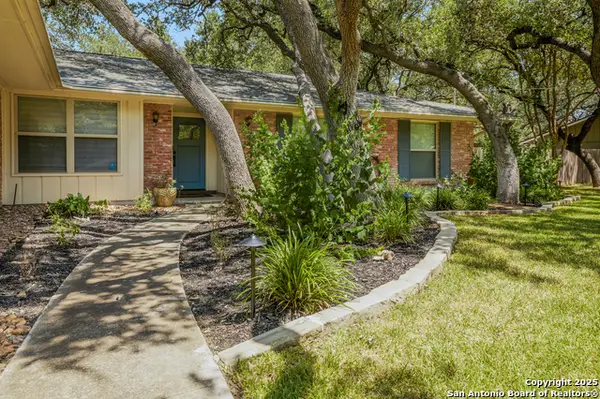 137 Garrapata, Hollywood Park, TX 78232