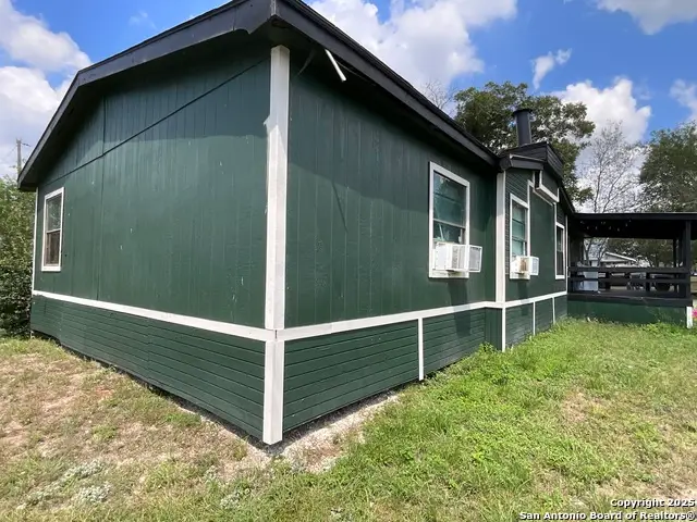 1 3rd, Pettus, TX 78146 - Image #2