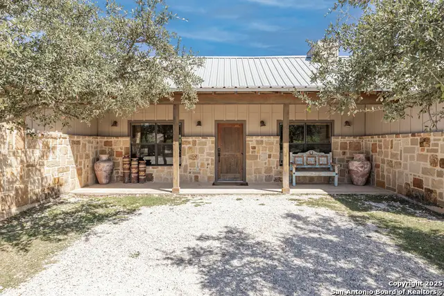 888 Tierra Linda Dr, Concan, TX 78881 - Image #3