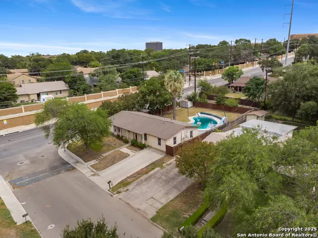 279 Chesswood, San Antonio, TX 78228 - Image #3