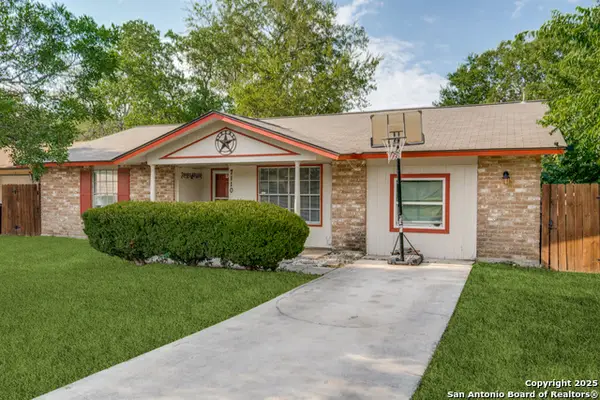 7110 Glen Grv, San Antonio, TX 78239