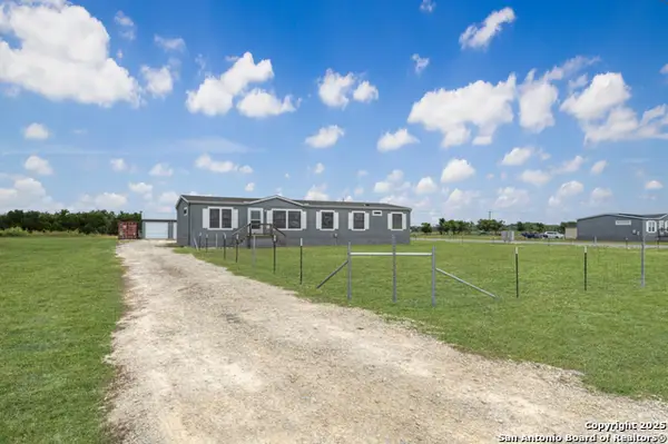 124 Galle Estates Circle, Kingsbury, TX 78638