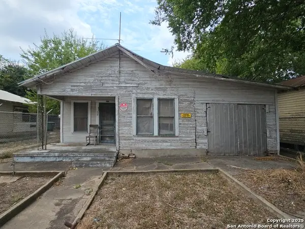 522 Torreon, San Antonio, TX 78207