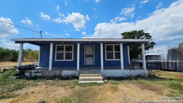 3513 Commercial Ave, San Antonio, TX 78221