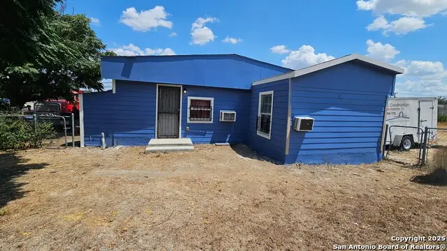 3513 Commercial Ave, San Antonio, TX 78221 - Image #2