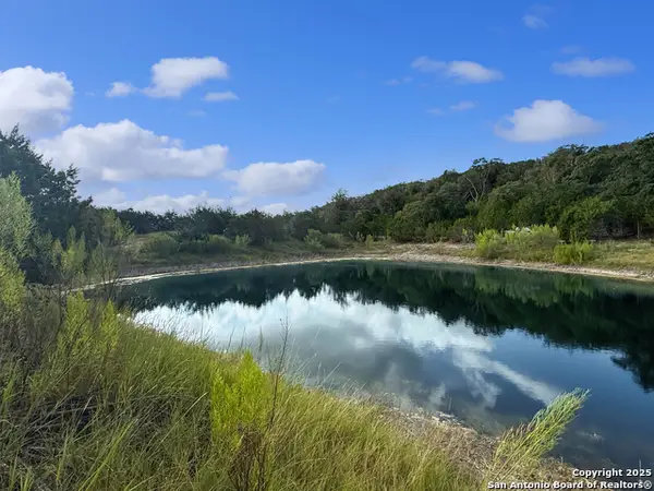 230 Marshall Dr, Kerrville, TX 78028