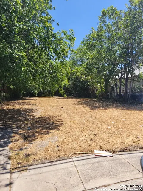 220 Idaho, San Antonio, TX 78203