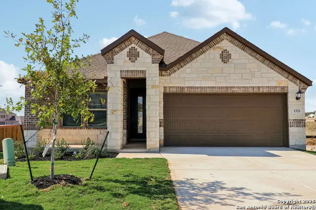 1321 Lydian Broom, San Antonio, TX 78245 - Image #2