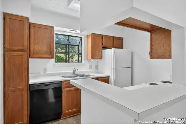 4212 Medical Dr #1604, San Antonio, TX 78229 - Image #2
