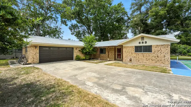 683 Albert, New Braunfels, TX 78130 - Image #1