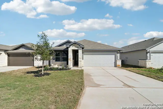 9627 Grand Via Blvd, Converse, TX 78109 - #3