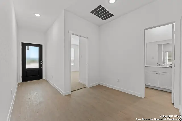 14930 Taradeau, San Antonio, TX 78254 - Image #3