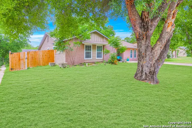 5702 Woodgreen, San Antonio, TX 78218 - Image #2