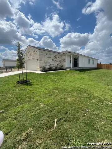 738 Whitman Street, New Braunfels, TX 78130 - Image #2