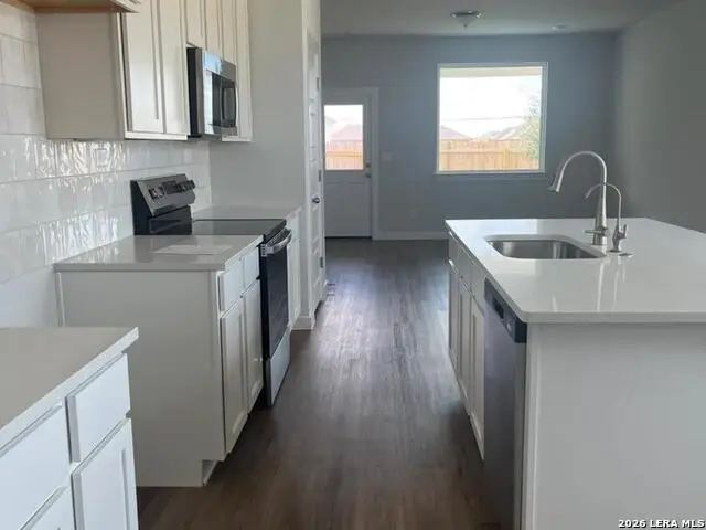 750 Whitman Street, New Braunfels, TX 78130 - Image #3